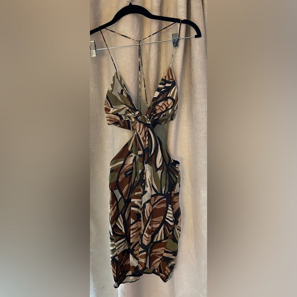 Zara Dresses & Skirts - Zara cutout patterned mini dress